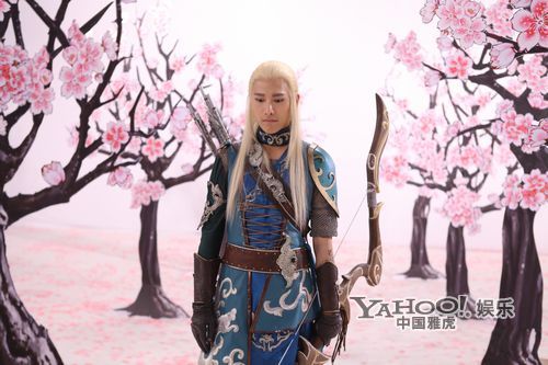 朱梓骁MV初试古装造型 闯荡江湖演旷世大侠