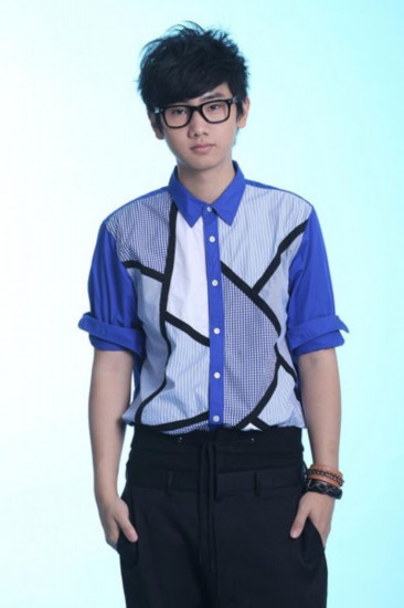 汪苏泷《风度》MV首播 超龄诠释三角恋情