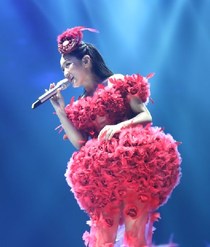 杨钰莹。
