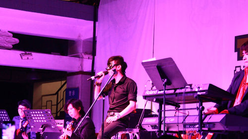 回音哥广州开唱 安可加唱五首歌high爆全场