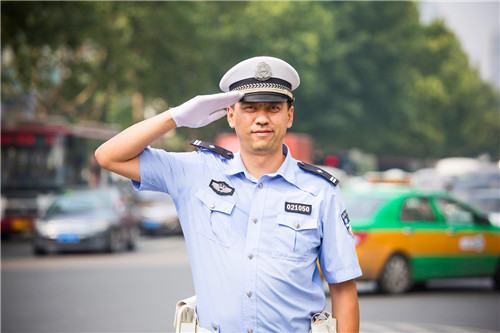 交警小強的大世界鏡頭下的警察故事