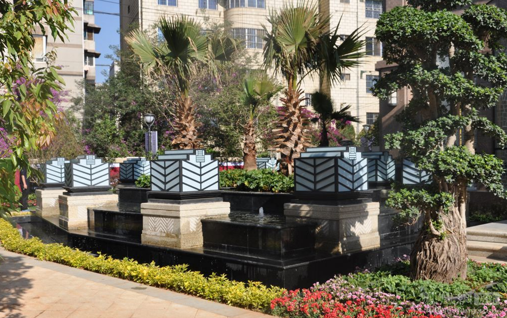 凤凰御景学位房7990元/㎡起 关注微信赢电影票 ——凤凰网房产昆明