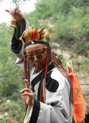 赵亮《两个女匪王》演萌相十足神算子 尽展喜剧天赋