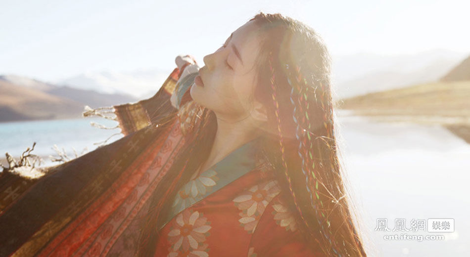 张辛苑西藏拍素颜写真高海拔编织彩色梦幻高清大图