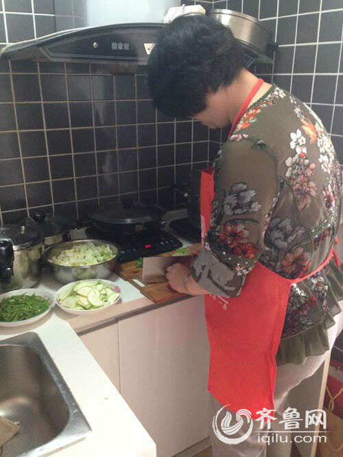 烟台推出"高考保姆" 注重饮食欠缺心理和高考指导_山东频道_凤凰网