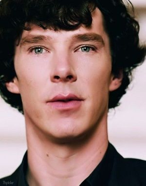 夏洛克扮演者本尼迪克特-康伯巴奇