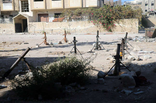 叙利亚反抗武装的迫击炮阵地.