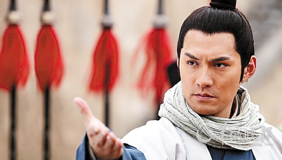 严宽饰秦琼称要"沉"下来 耍帅让给张翰(图)