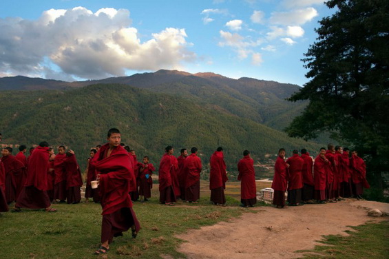 随着旅游业旺盛,不丹传统文化的保护也成为不丹旅游业如何健康发展