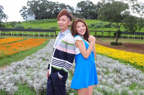 张智成携手"沙滩宝贝"杨谨合唱原创情歌