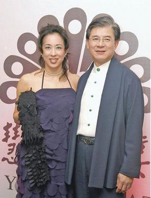 朱玲玲与现任丈夫罗康瑞