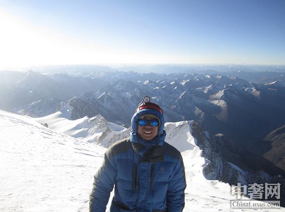 > 正文过去10多年,超级登山爱好者王石攀登了世界五大洲的最高峰,还