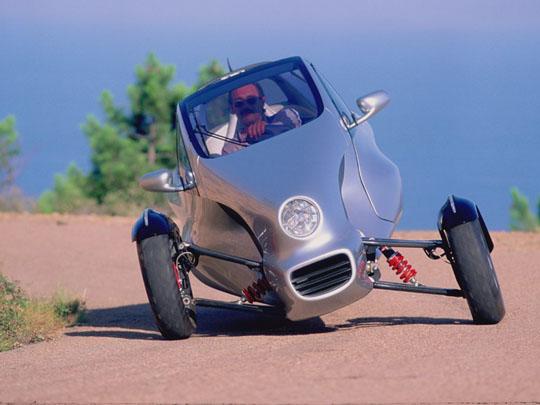 盘点世界搞怪雷人汽车 真是高手在民间