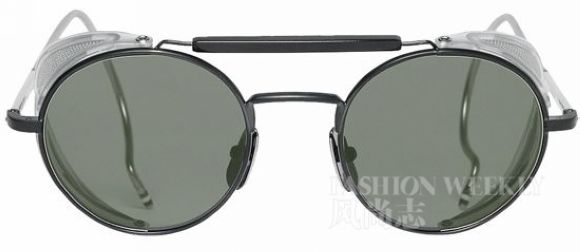 列侬圆镜来抢镜