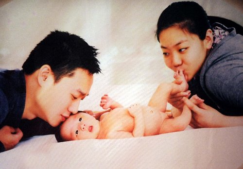 杨威儿子3岁时上节目后空翻视频曝光图