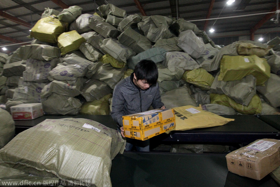 实拍河南最大分拣线剁手党齐喊快递员飞起来