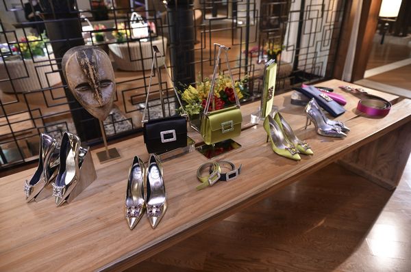 漫步夏日光影rogervivier2015春夏系列