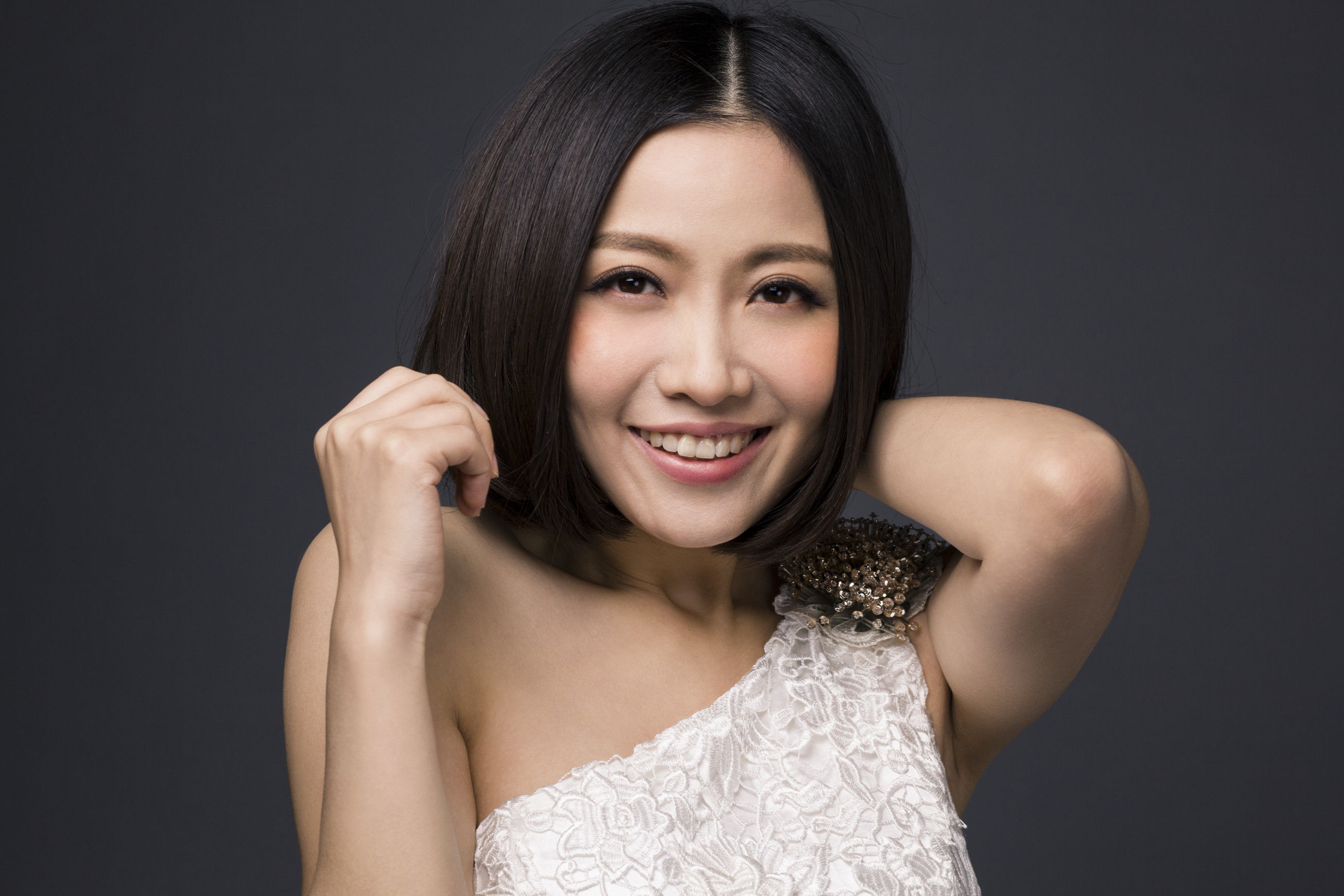 歌手姚贝娜因乳腺癌病逝 终年33岁