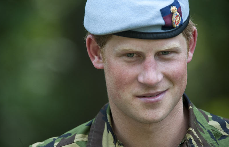 哈里王子结束10年军旅生涯 最高军衔陆军上尉