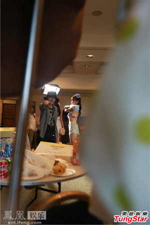 snh48塞班拍mv换内衣遭无人机偷拍图