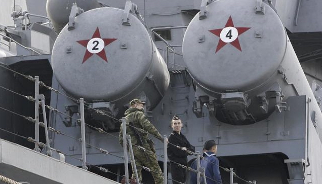 俄军巡洋舰上的p-500"玄武岩"反舰导弹(资料图)
