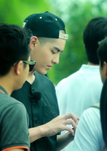 李晨,范冰冰,吴亦凡,林更新,大鹏,陈汉典等现身.