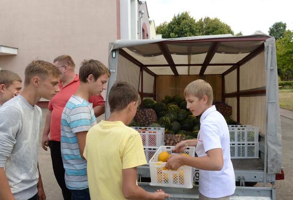 白俄罗斯总统儿子来京看阅兵 帅萌模样迷倒万千网友