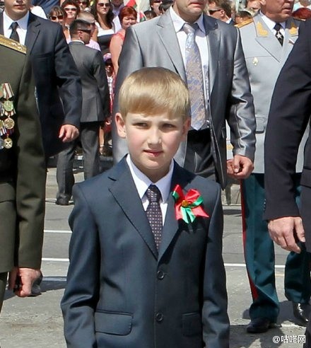 白俄罗斯总统儿子来京看阅兵 帅萌模样迷倒万千网友