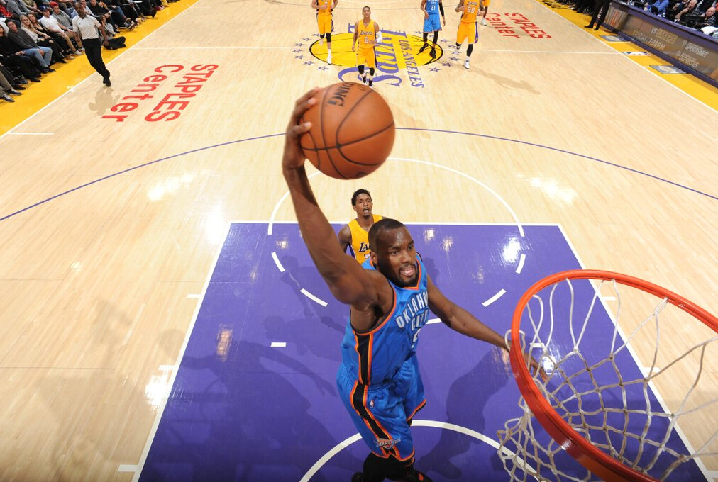 nba-单节13分 快攻飞扣!科比单挑杜威二少