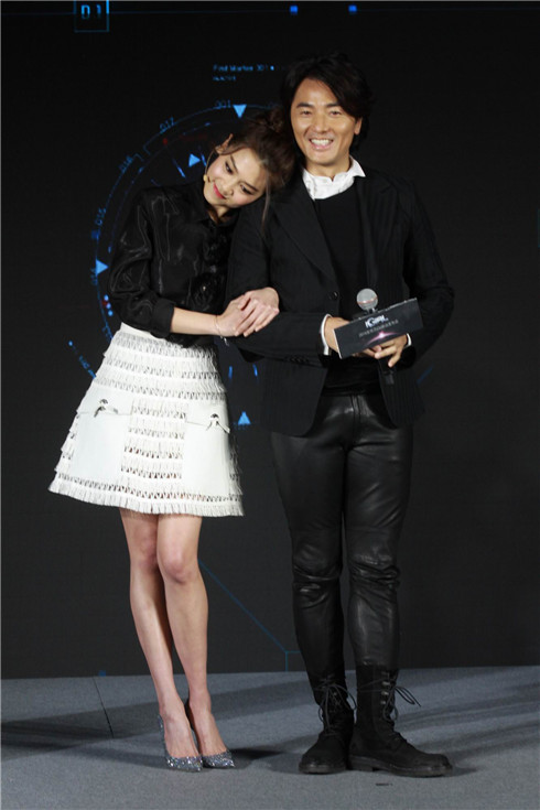 我的极品女神定档3月郑伊健周秀娜玩公主抱