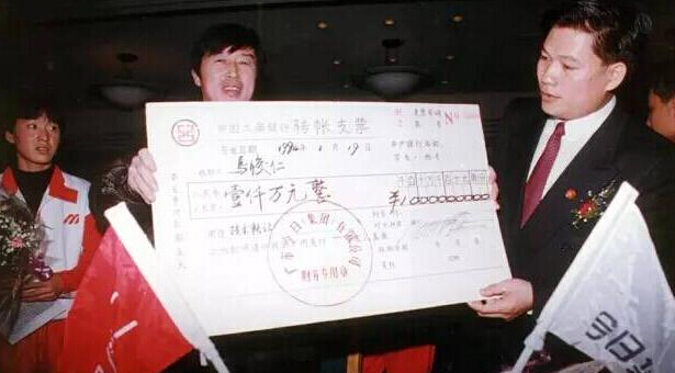 药魔重创马家军：他亲自上阵给运动员打针_凤凰网