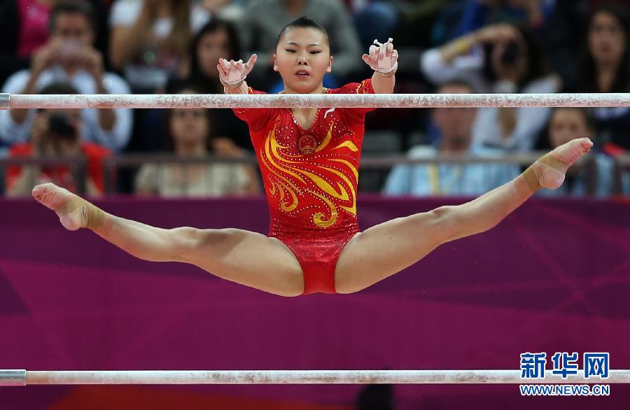 在北京奥运会上收获团体与高低杠两枚金牌,伦敦奥运会收获高低杠银牌.