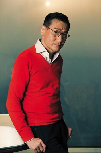 [明星爆料]梁家辉谈婚姻:相识在最潦倒时 一纸手绘结婚证