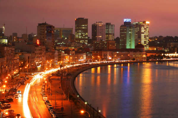 旅游尼日利亚首都拉各斯可谓是世界上最糟糕的地方,我从未经历过这样