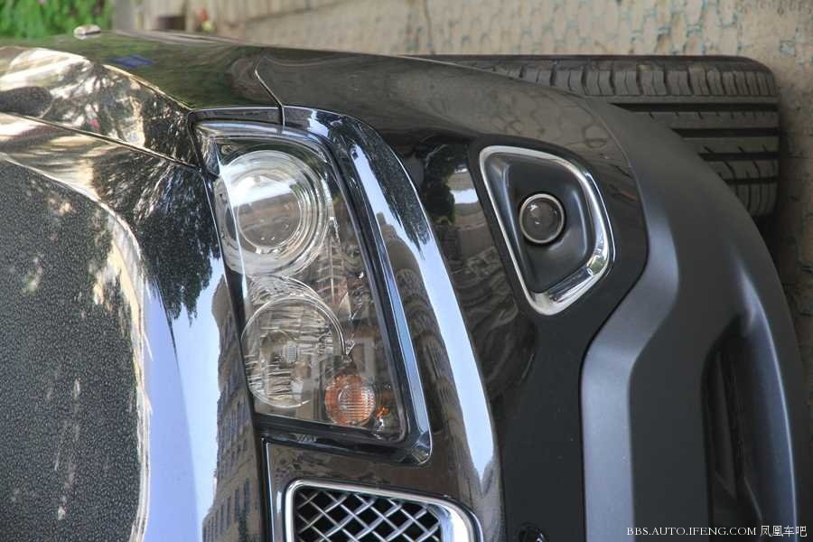 前车灯,一对囧囧有神的大眼睛,指明前进方向.