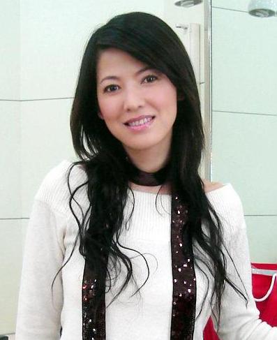 45岁陈明真盼子医院人工受孕曾被指小三插足男方婚姻