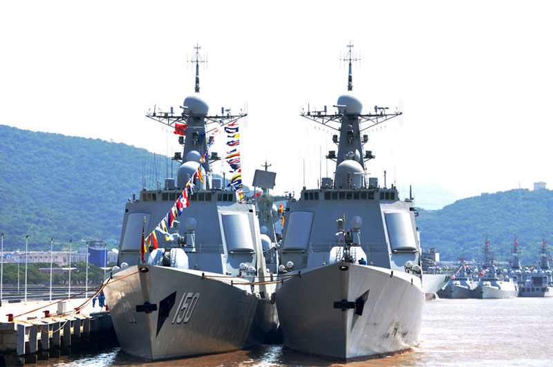 中国海军2013"下饺子":28艘舰艇服役 世界第一 - 九头鸟 - .