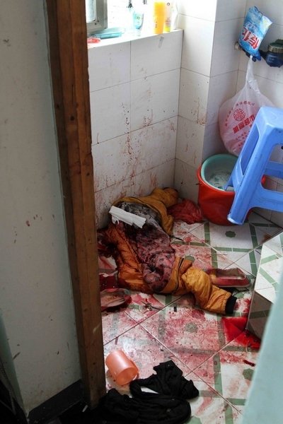 丈夫杀死怀孕8个月妻子 血染出租屋(组图)