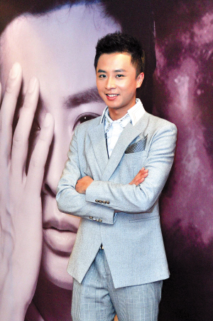 名嘴宋嘉其变身钢铁侠闯乐坛!