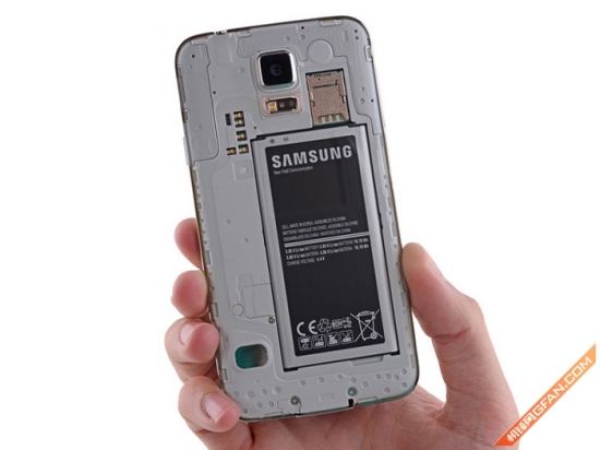 零件布局简单拆解不易 三星s5拆机评测