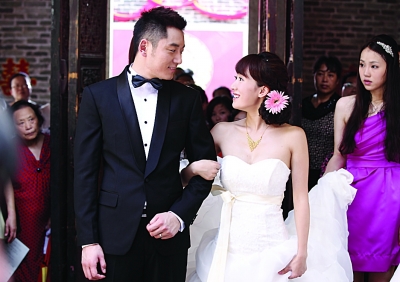 与李东学携手《纸婚》 李念邀老公客串