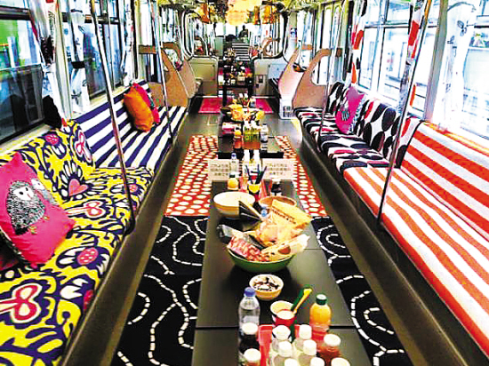 宜家包地铁车厢变成体验店