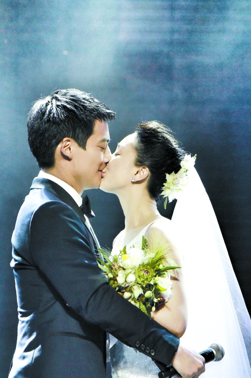 周迅结婚了!就在昨晚!|陈坤|周迅_凤凰资讯