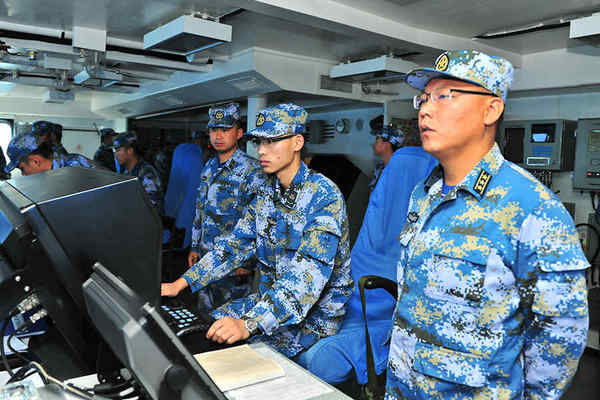 实打实的战斗力是训出来的 记海军临沂舰舰艇长高克