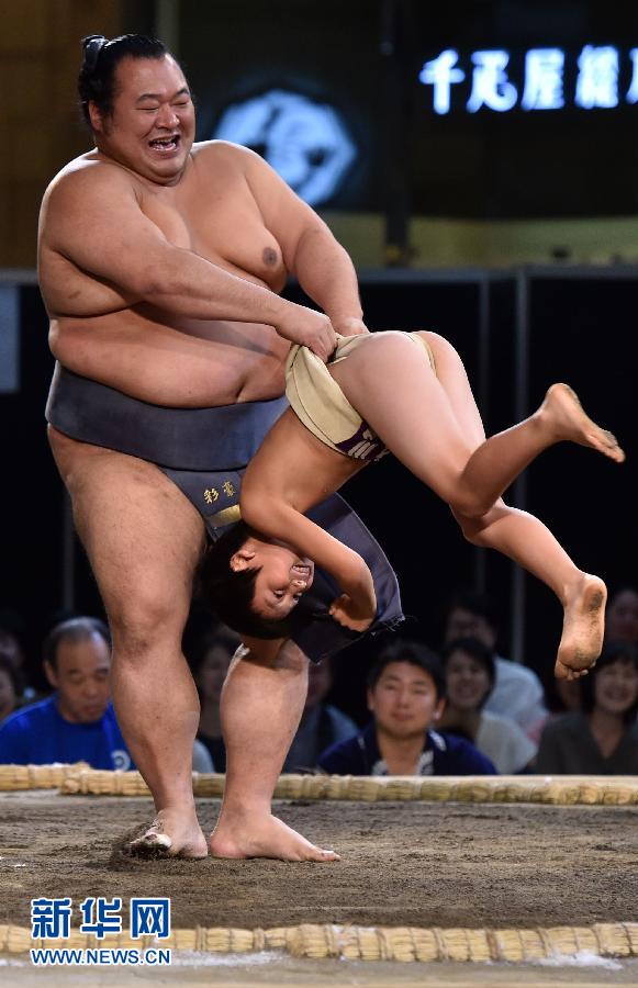 日本最帅相扑运动员图片