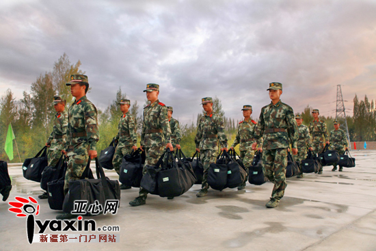 新疆武警塔城边防支队喜迎第一批新兵入营