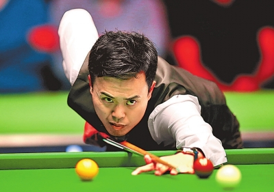 傅家俊击败墨菲闯入八强