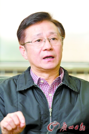 冉丕鑫接受记者专访.