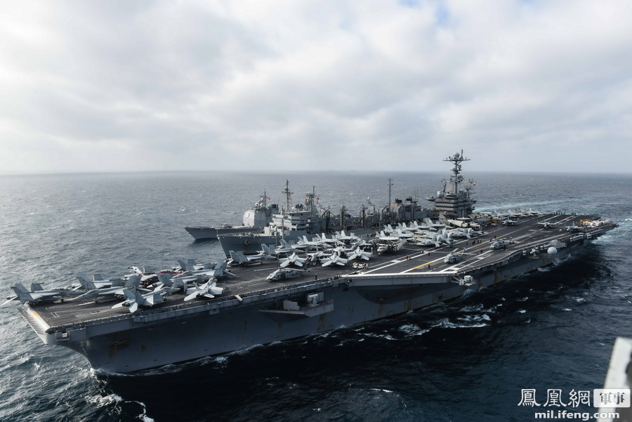 号航母,t-aoe 7雷尼尔号补给舰,cg-53 莫比尔湾号提康德罗加级巡洋舰