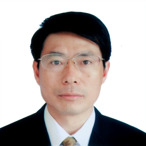 2012,10起——至今,任吉林省长白山党工委书记,长白山管委会主任(正厅